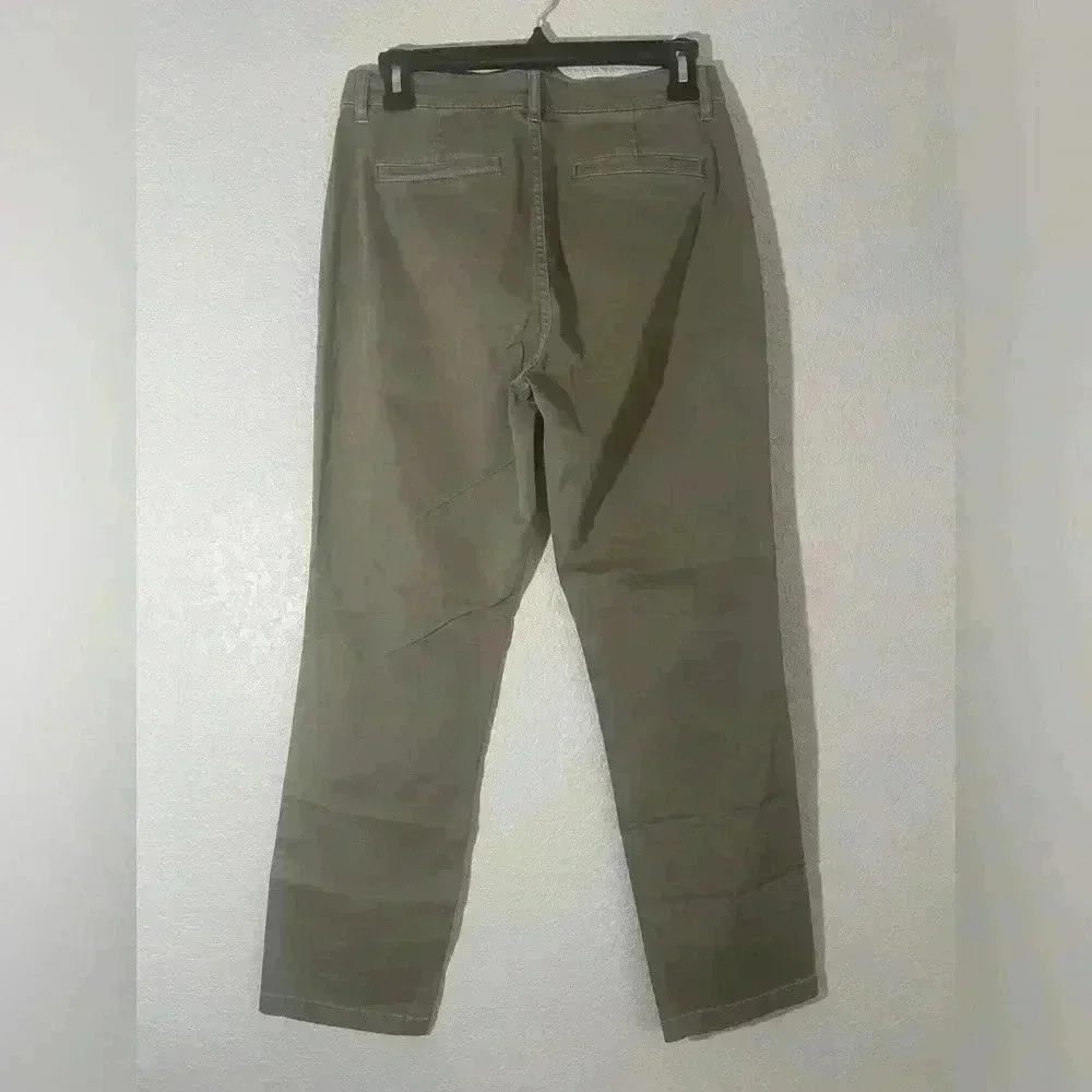 J. Crew •in excellent